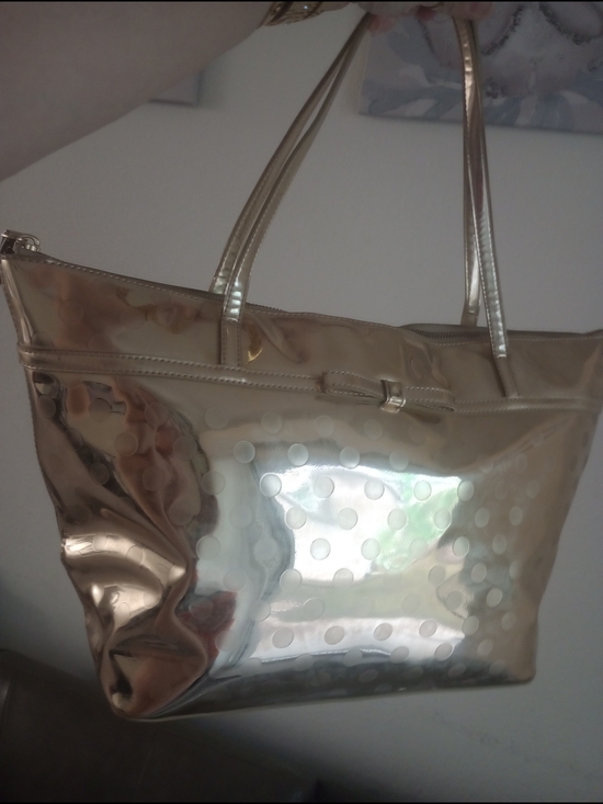 kate spade Handbags - kate spade Metallic Gold Polka Dot Tote